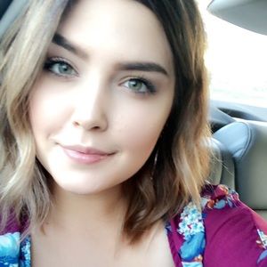 Meet your Posher, Michaelis